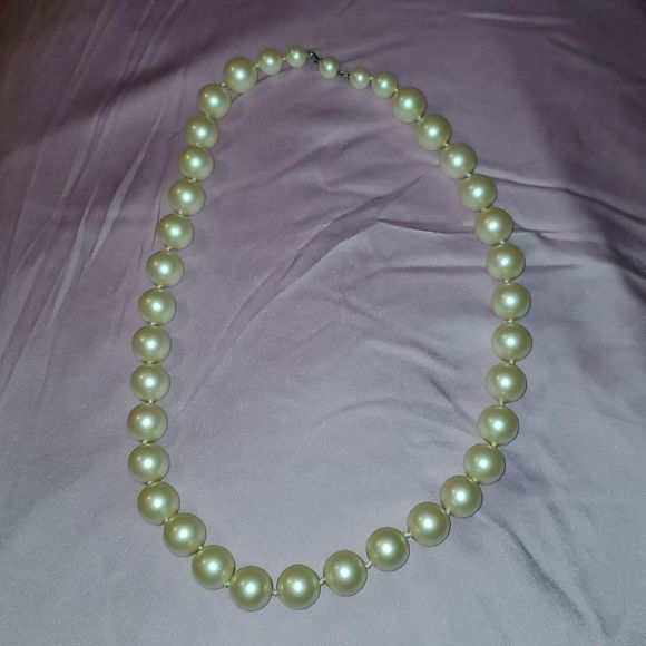 Vintage Large White Champagne Faux Knotted Pearl Strand Beaded Necklace 24”‎ - Picture 1 of 7